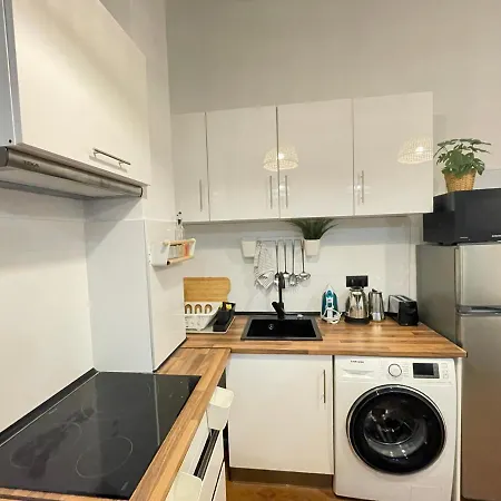Homestay Lopez Pando Madrid Buitenkant foto